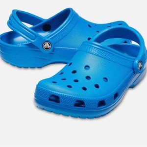 Kids Crocs in Blue Size C 12